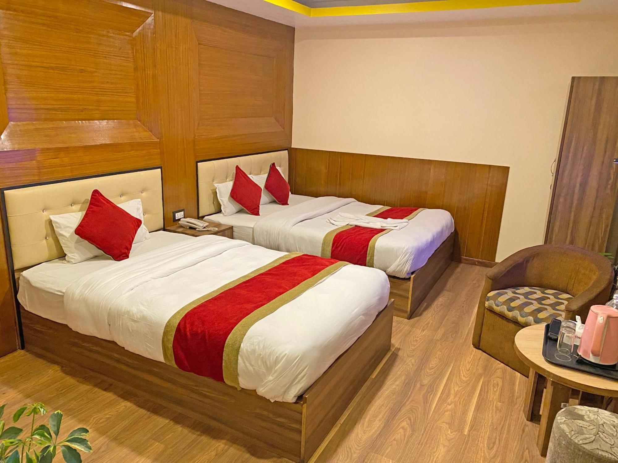 Hotel Airport Holiday Κατμαντού Εξωτερικό φωτογραφία