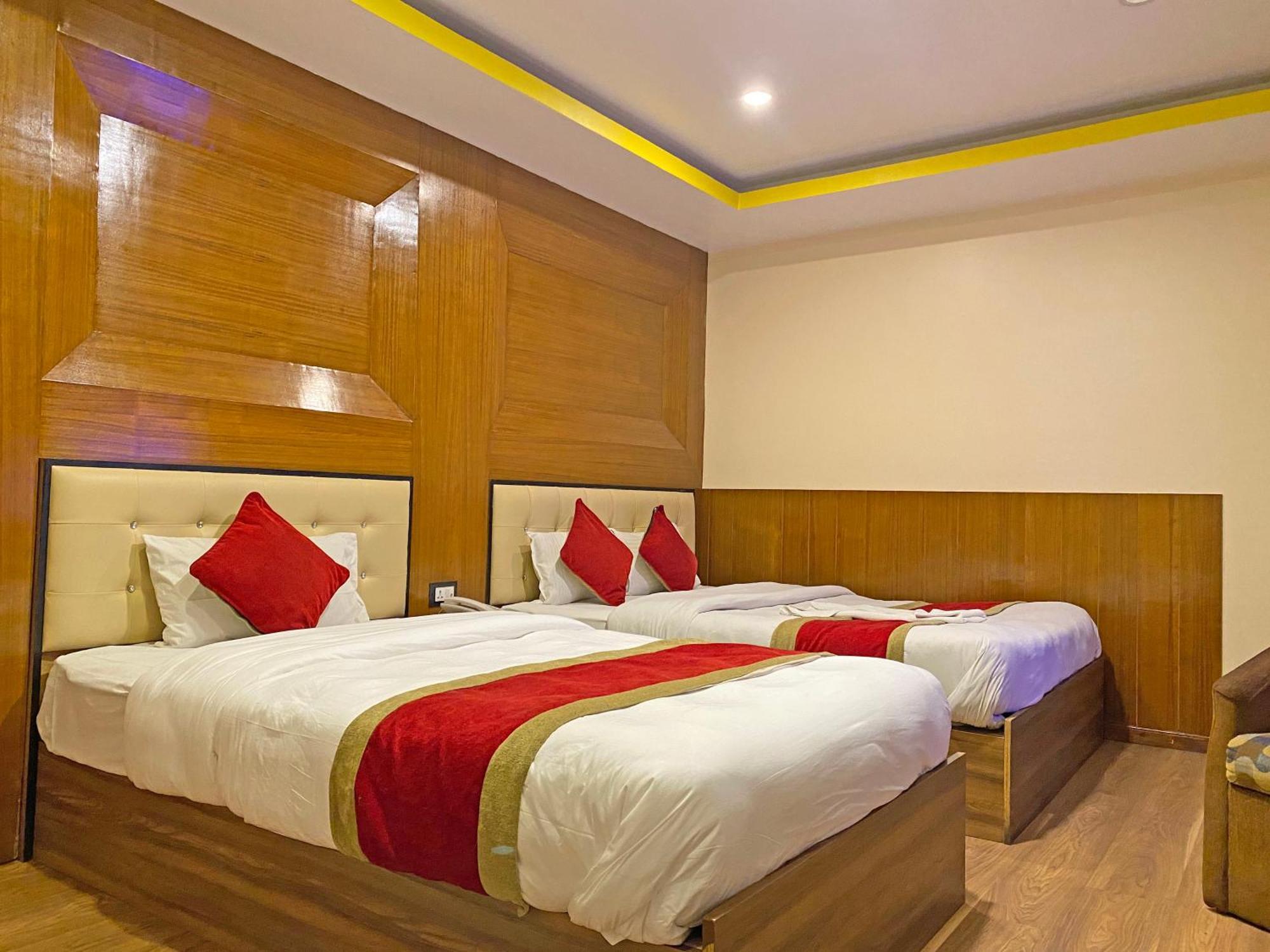 Hotel Airport Holiday Κατμαντού Εξωτερικό φωτογραφία