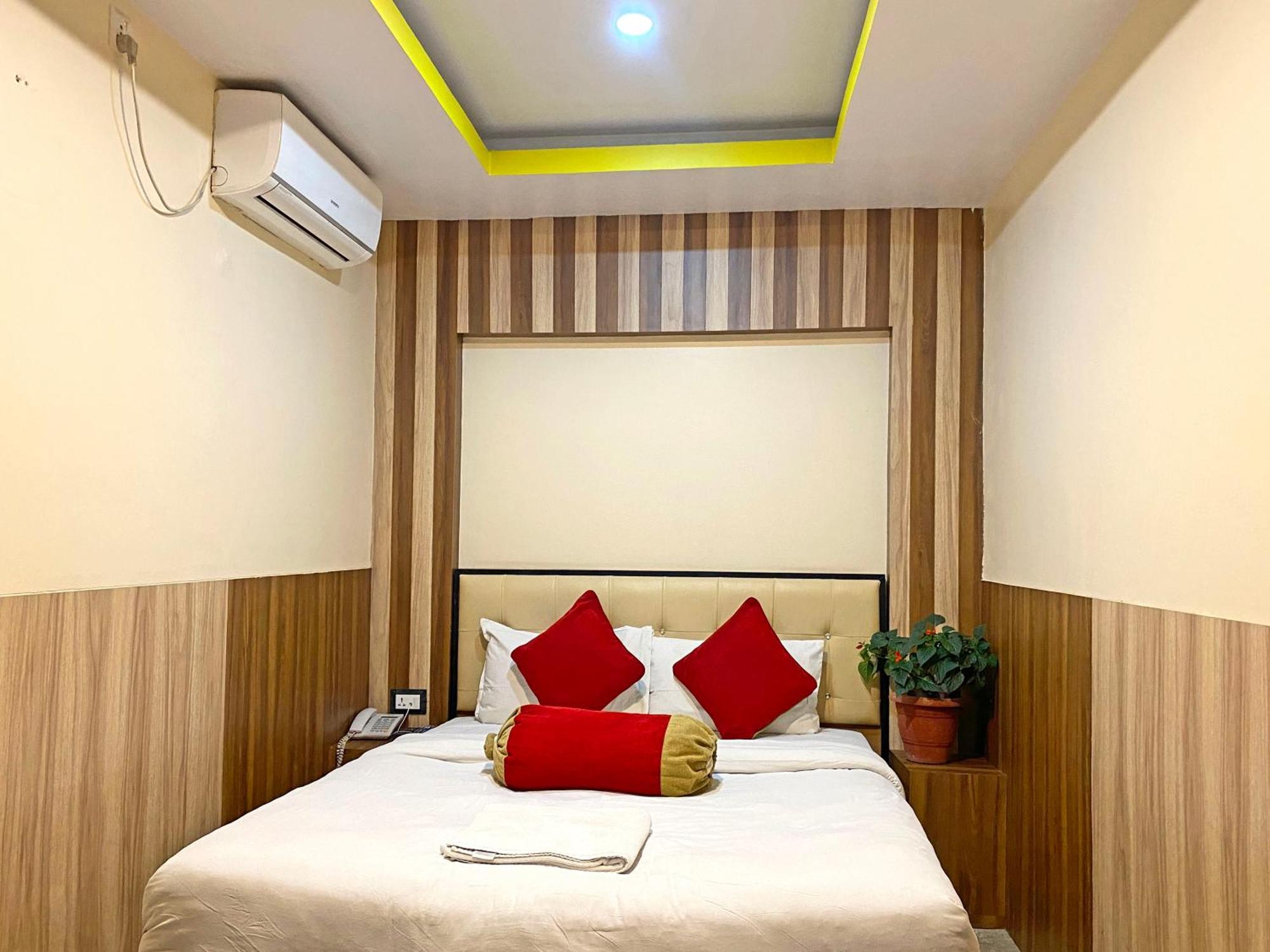 Hotel Airport Holiday Κατμαντού Εξωτερικό φωτογραφία