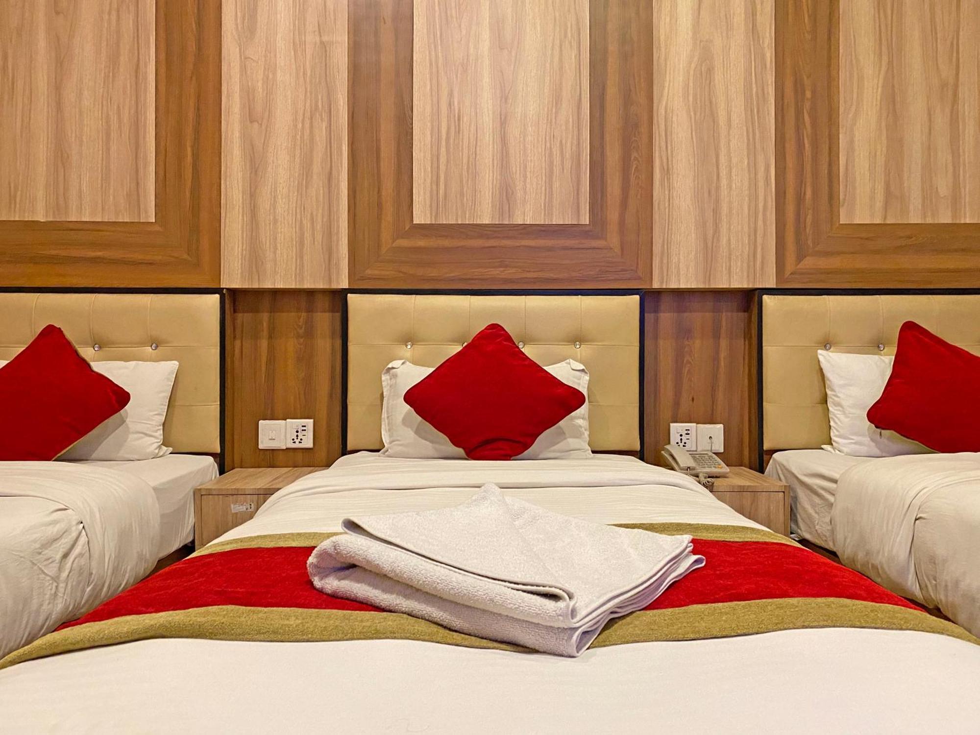 Hotel Airport Holiday Κατμαντού Εξωτερικό φωτογραφία