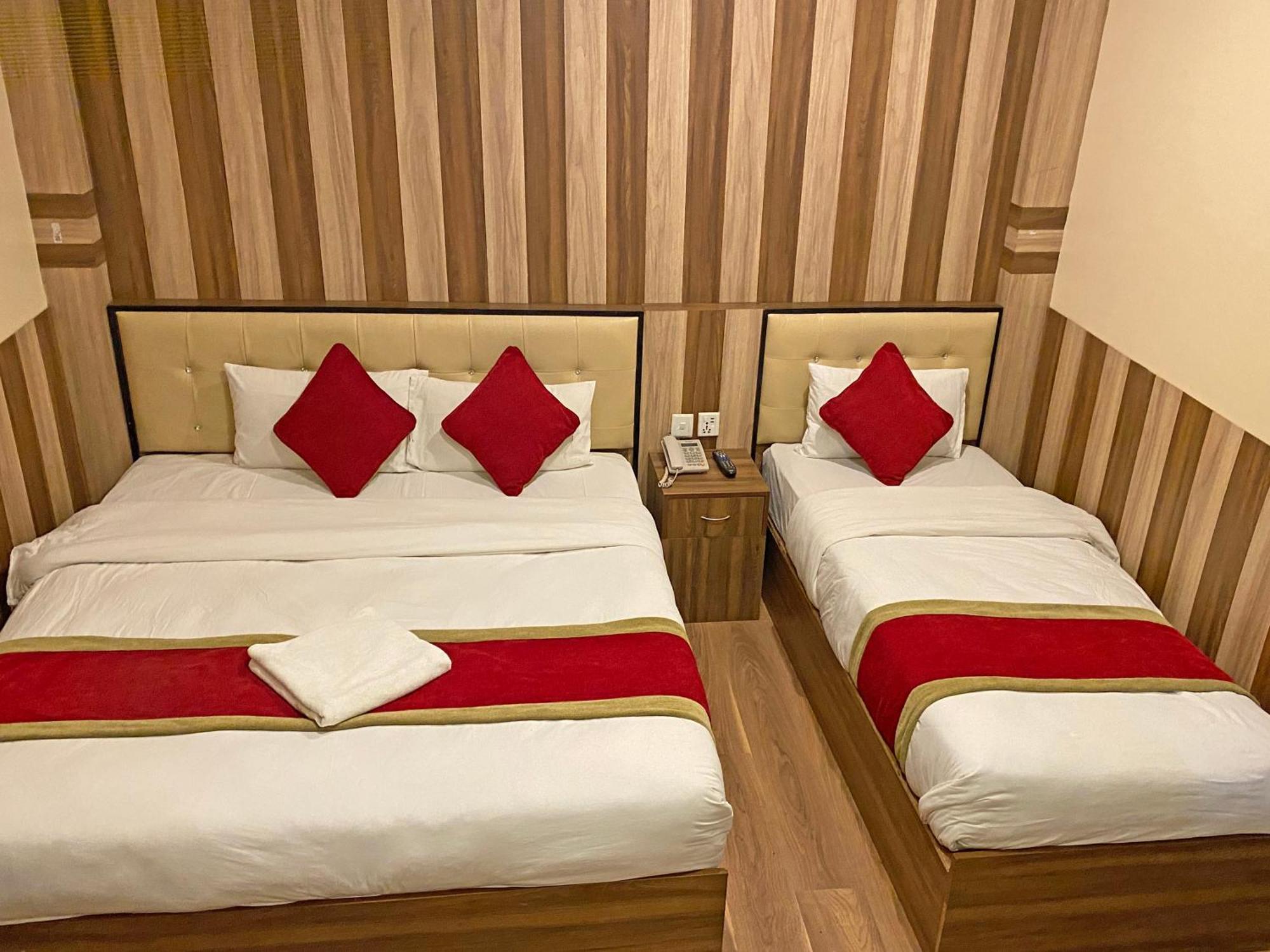 Hotel Airport Holiday Κατμαντού Εξωτερικό φωτογραφία